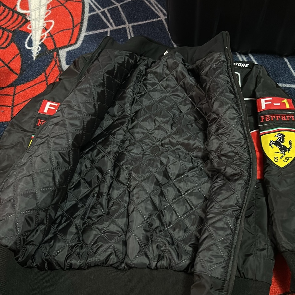 Ferrari Bomber Jacket - Picture 5 of 6